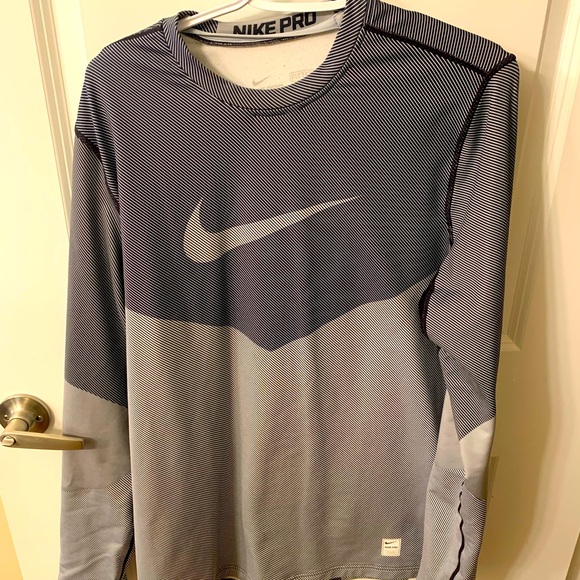 Nike Pro long sleeve - Picture 1 of 3